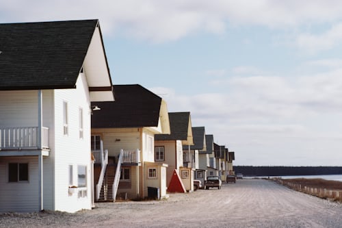 Hurricane-Proof Essentials: ASTM vs EN Standards for Coastal Homeowners
