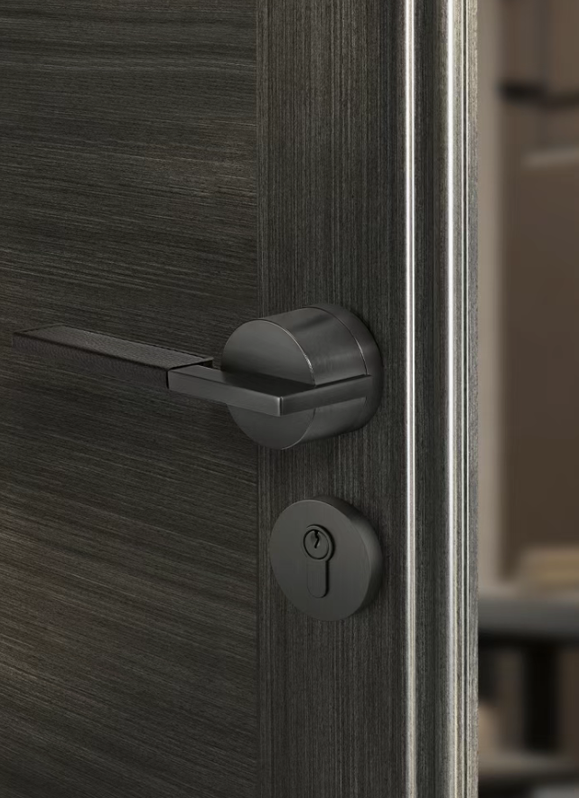 leather handle